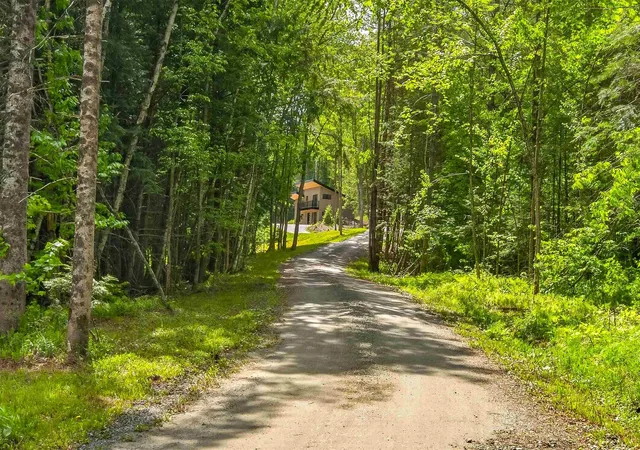 Homes for sale in Jamaica, VT | 9 Beaver Pond Ln, Jamaica, VT 05343 | MLS# 5094302