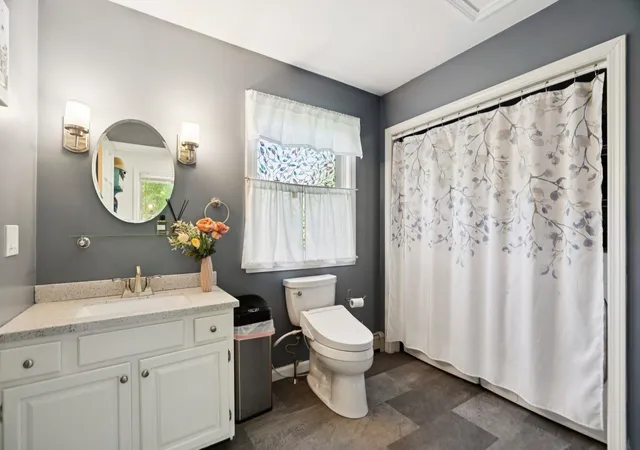 Photo 4 of Sale Pending at 12 Wellington Cir, Lebanon, NH 03766 | MLS# 5094309 | Listing updated on 2026-07-31