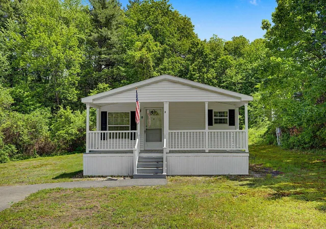 Homes for sale in Londonderry, NH | 2 Tamarack Pl, Londonderry, NH 03038 | MLS# 5094326