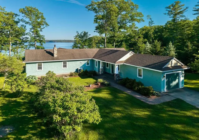 Photo 3 of Sale Pending at 267 Durham Point Rd, Durham, NH 03824 | MLS# 5094336 | Listing updated on 2026-07-22