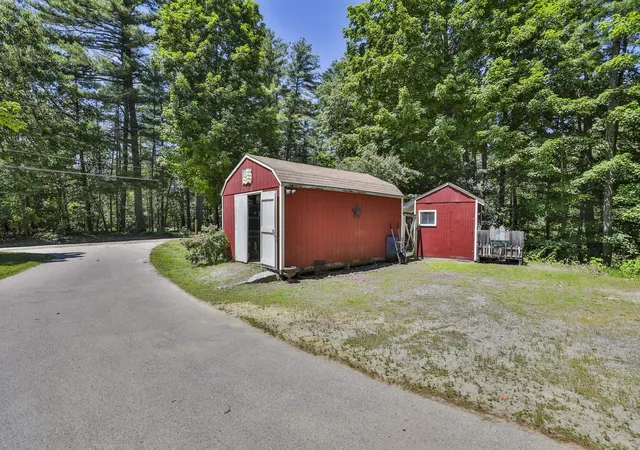 5th image of 10 Sargent Rd, Brookline, NH 03033 | MLS# 5094358