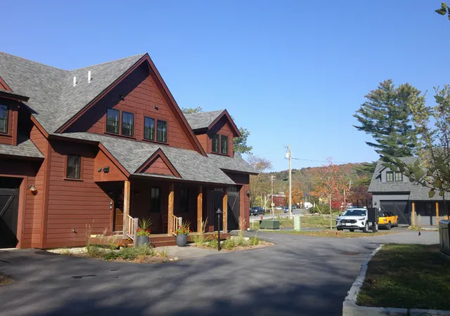 2nd image of 28 C Landing Cir #C, Stowe, VT 05672 | MLS# 5094375