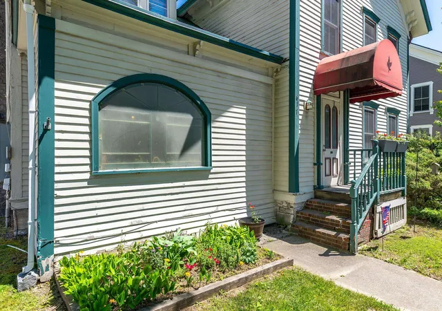 Homes for sale in Manchester, VT | 609-617 Depot St, Manchester, VT 05255 | MLS# 5094388