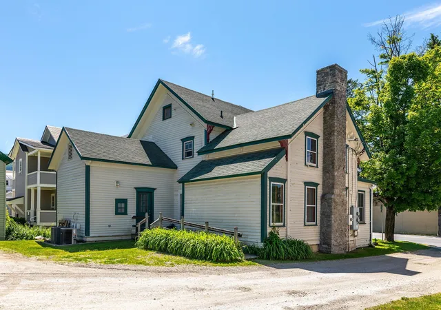 Homes for sale in Manchester, VT | 609-617 Depot St, Manchester, VT 05255 | MLS# 5094388