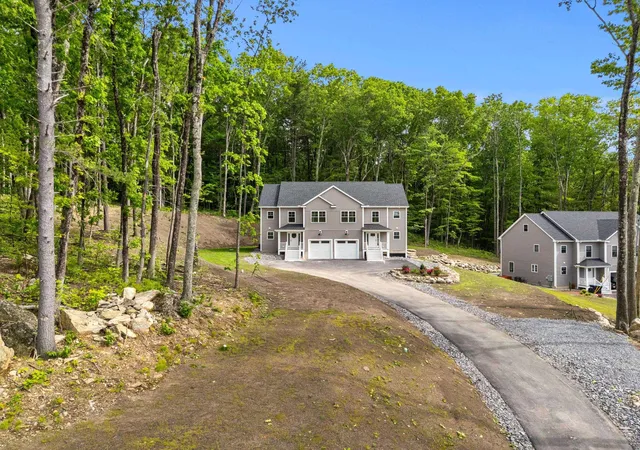 3rd image of 21 Speare Rd #A, Hudson, NH 03051 | MLS# 5094400