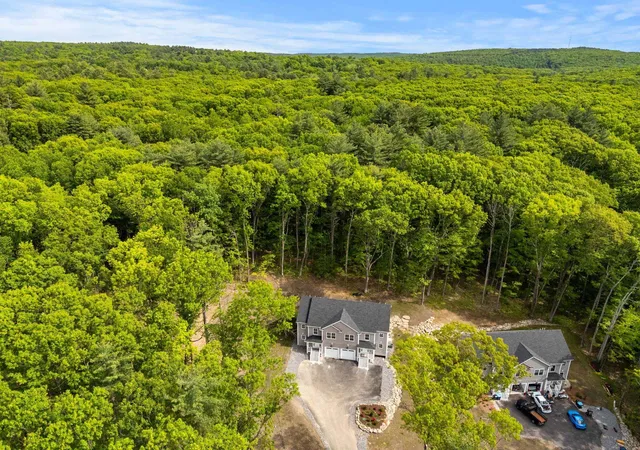 4th image of 21 Speare Rd #A, Hudson, NH 03051 | MLS# 5094400