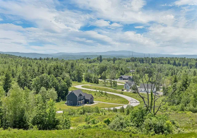 Homes for sale in Dunbarton, NH | 22 Fairway Dr, Dunbarton, NH 03046 | MLS# 5094405