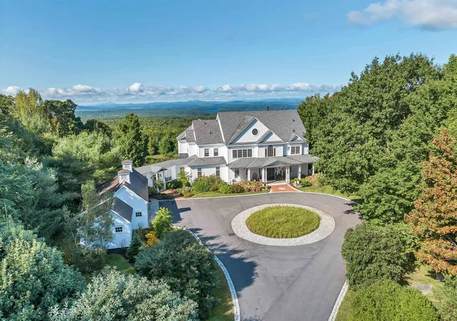4th image of 137 Brown Rd #4, Tuftonboro, NH 03816 | MLS# 5094413