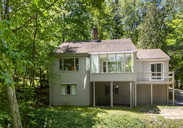3rd image of 10 Wedgewood Dr, Grantham, NH 03753 | MLS# 5094423