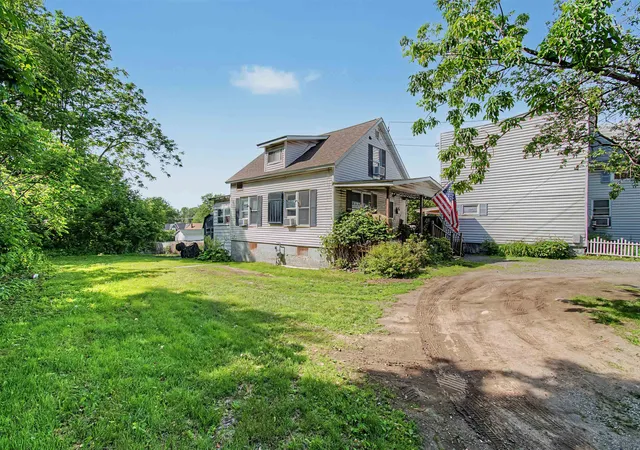 Photo 1 of Single family home for sale at 180 South Main St, Saint Albans, VT 05478 | MLS# 5094427 | Listing updated on 2026-09-18