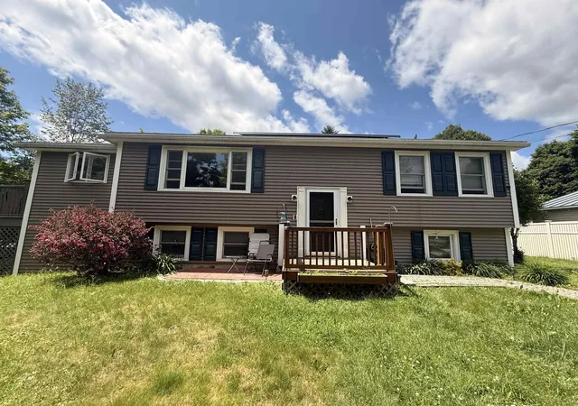 Homes for sale in Rutland City, VT | 5 Victor Pl, Rutland City, VT 05701 | MLS# 5094445
