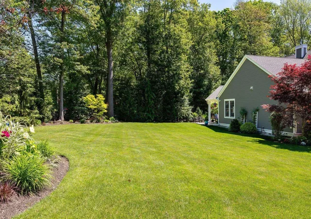 3rd image of 1 Mccarron Dr, Hampton, NH 03842 | MLS# 5094447
