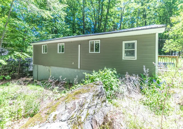 29th image of 8 Merlin Rd, Farmington, NH 03835 | MLS# 5094457