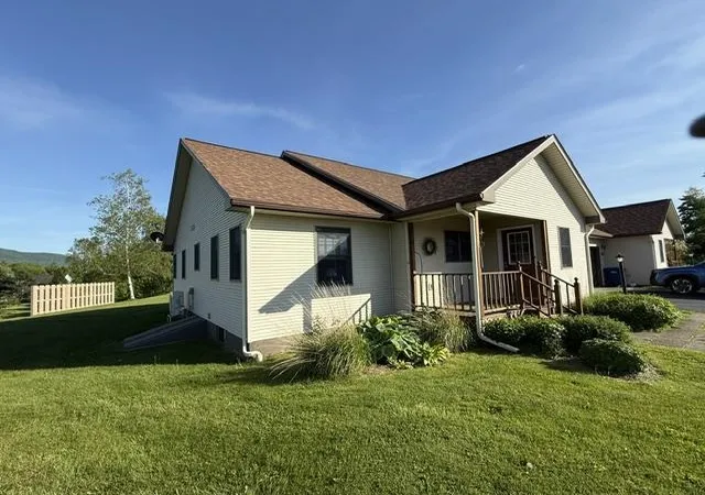 3rd image of 97 Jersey Ct #B7, Morristown, VT 05661 | MLS# 5094507