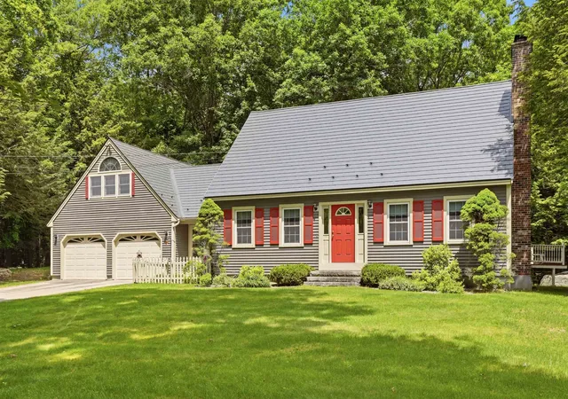 Photo 2 of Single family home for sale at 66 Whipplewill Rd, New Boston, NH 03070 | MLS# 5094550 | Listing updated on 2026-07-09