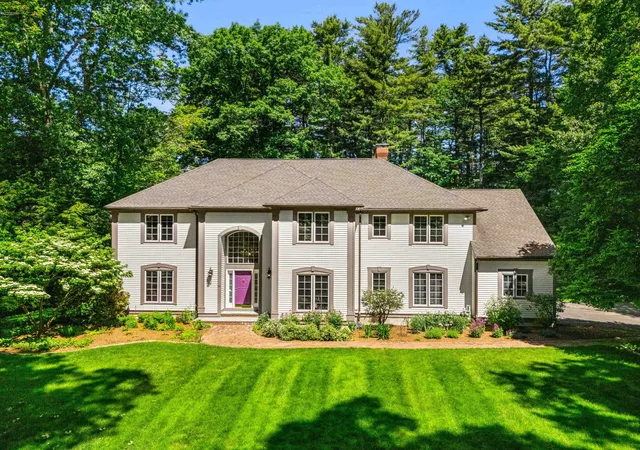 Photo 2 of Single family home for sale at 30 Gale Rd, Hampton, NH 03842 | MLS# 5094559 | Listing updated on 2026-06-22