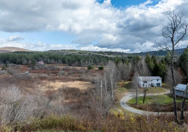 Homes for sale in Londonderry, VT | 135 Overlook Dr, Londonderry, VT 05148 | MLS# 5094565
