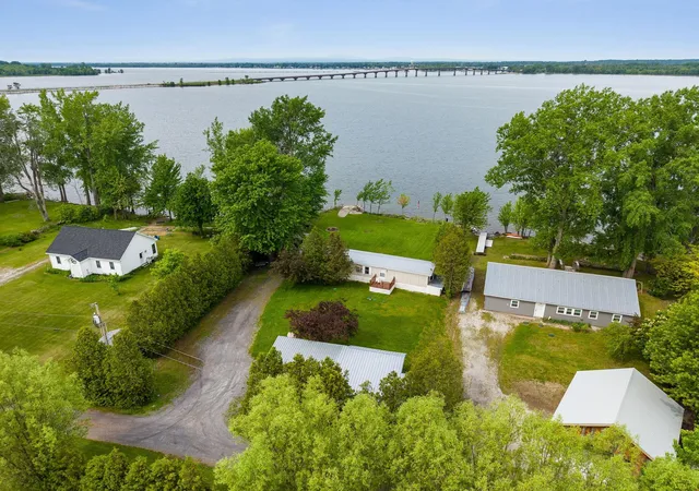 4th image of 279 Hunter North Rd, Alburgh, VT 05440 | MLS# 5094574