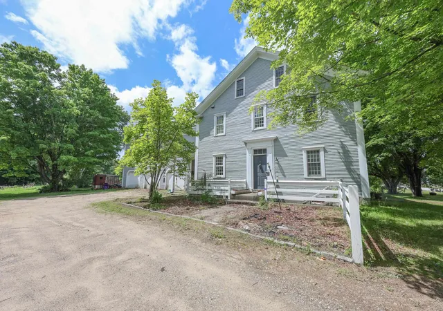 Homes for sale in Salisbury, NH | 24 Franklin Rd, Salisbury, NH 03268 | MLS# 5094580
