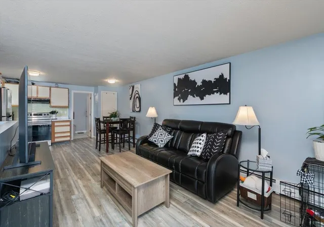 5th image of 13 Batchelder Ave #2, Manchester, NH 03103 | MLS# 5094590