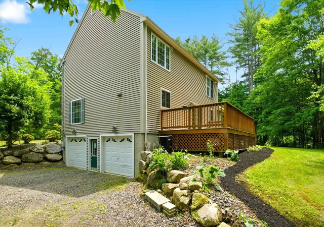 Homes for sale in Candia, NH | 316 North Rd, Candia, NH 03034 | MLS# 5094607