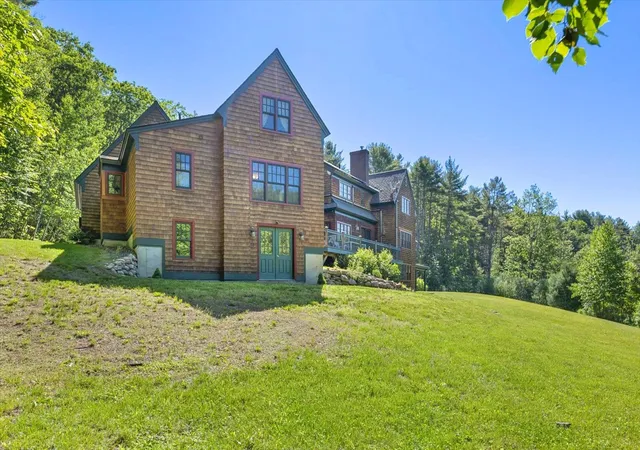 Photo 3 of Single family home for sale at 662 Hurricane Rd, Keene, NH 03431 | MLS# 5094608 | Listing updated on 2026-10-07