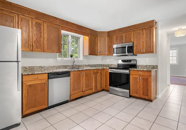 Homes for sale in Nashua, NH | 50 Spindlewick Dr, Nashua, NH 03062 | MLS# 5094661