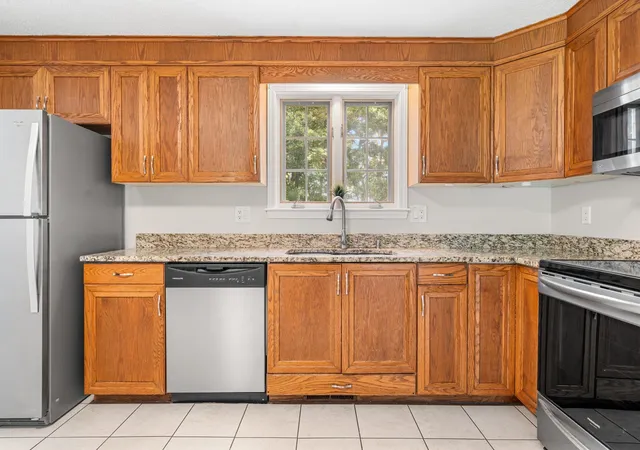 Homes for sale in Nashua, NH | 50 Spindlewick Dr, Nashua, NH 03062 | MLS# 5094661