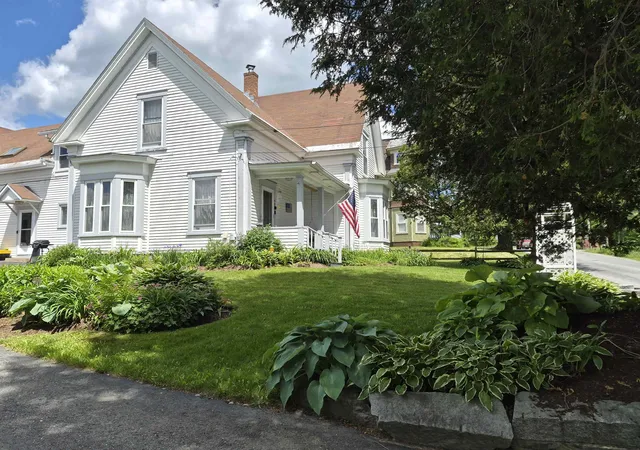 3rd image of 48 Middle St, Lancaster, NH 03584 | MLS# 5094665