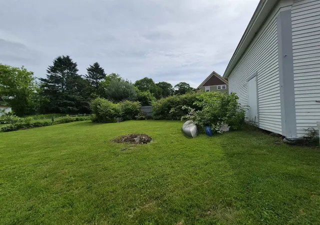 5th image of 48 Middle St, Lancaster, NH 03584 | MLS# 5094665