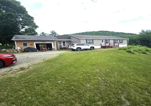 4th image of 30 Hollow View Dr, St. Johnsbury, VT 05819 | MLS# 5094685
