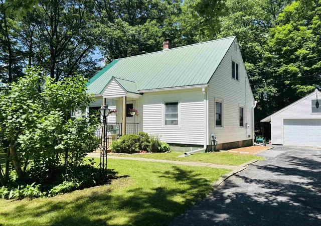 3rd image of 10 Bosworth St, Swanton, VT 05488 | MLS# 5094686