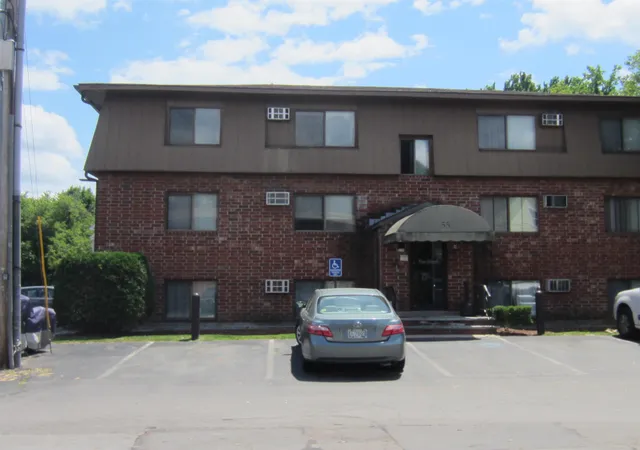 Homes for sale in Manchester, NH | 55 Log St #2-C, Manchester, NH 03102 | MLS# 5094691