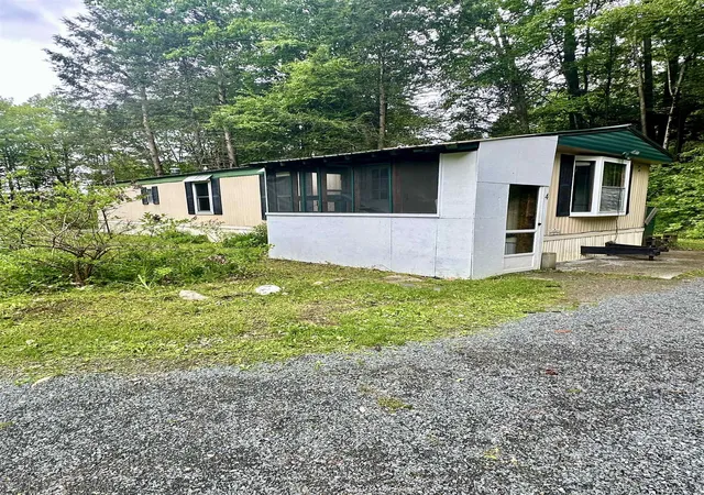 Homes for sale in Brattleboro, VT | 4 Reservoir Rd, Brattleboro, VT 05301 | MLS# 5094697