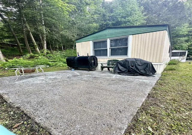 Homes for sale in Brattleboro, VT | 4 Reservoir Rd, Brattleboro, VT 05301 | MLS# 5094697