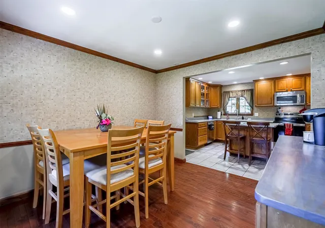 Photo 4 of Single family home for sale at 34 Cabot Rd, Merrimack, NH 03054 | MLS# 5094723 | Listing updated on 2026-07-11