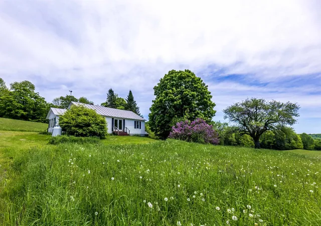 2nd image of 88 Van Dyke Rd, Strafford, VT 05072 | MLS# 5094724