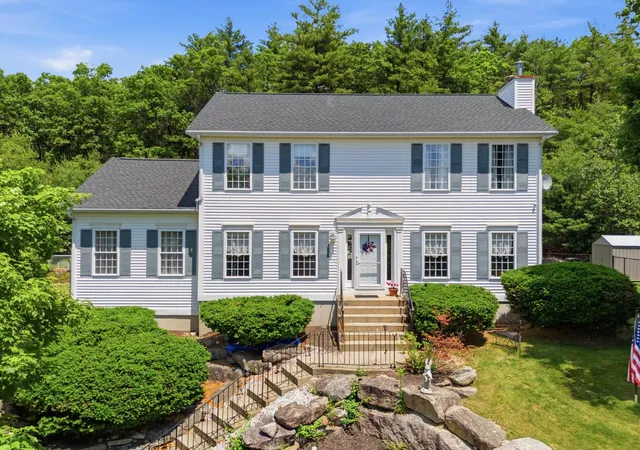 Single family home for sale at 80 Rosegate Farm Dr, Manchester, NH 03109 | MLS# 5094762