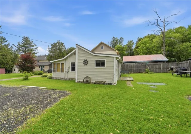 4th image of 8 & 12 Cedar St, South Hero, VT 05486 | MLS# 5094778
