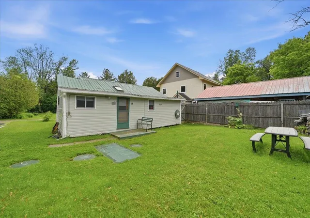 5th image of 8 & 12 Cedar St, South Hero, VT 05486 | MLS# 5094778