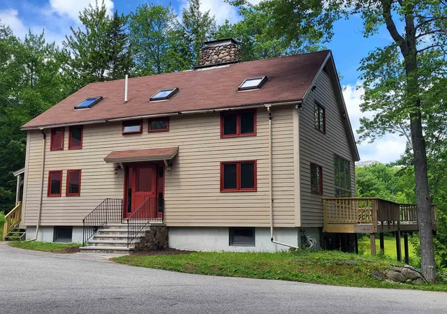 3rd image of 269 Knowles Hill Rd, Alexandria, NH 03222 | MLS# 5094780