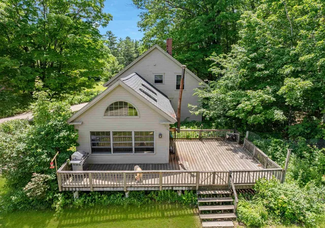 Photo 2 of Single family home for sale at 307 Calef Hill Rd, Sanbornton, NH 03269 | MLS# 5094793 | Listing updated on 2026-06-24