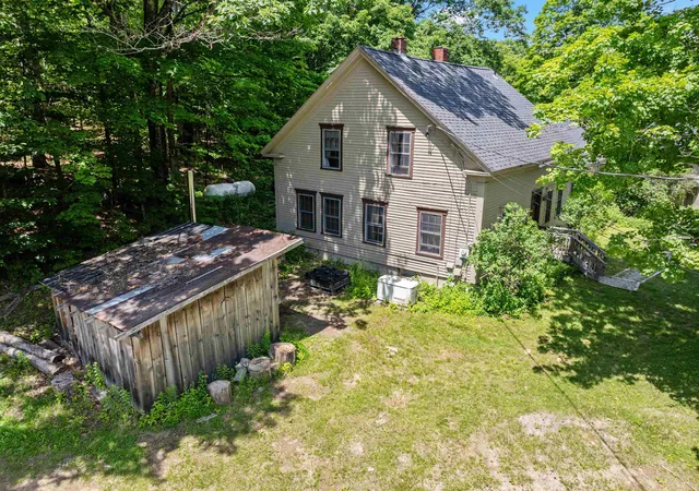 Photo 3 of Single family home for sale at 307 Calef Hill Rd, Sanbornton, NH 03269 | MLS# 5094793 | Listing updated on 2026-06-24