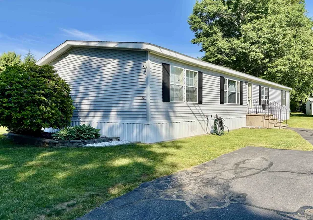 Homes for sale in North Hampton, NH | 63 Oak Dr #88, North Hampton, NH 03862 | MLS# 5094795