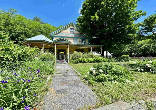 Homes for sale in Wells River, VT | 11 Water St, Wells River, VT 05081 | MLS# 5094798