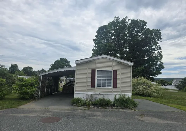 Photo 1 of Manufactured home for sale at 7 Crown Point Dr #B, Charlestown, NH 03603 | MLS# 5094802 | Listing updated on 2026-06-24