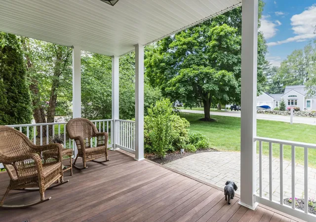 Photo 3 of Single family home for sale at 194 Spinney Rd, Portsmouth, NH 03801 | MLS# 5094810 | Listing updated on 2026-06-29