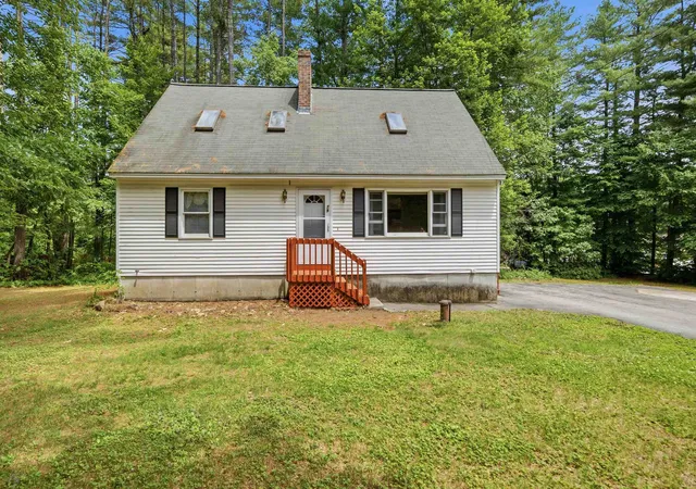 1st image of 79 Lynchville Park Rd, Goffstown, NH 03045 | MLS# 5094818