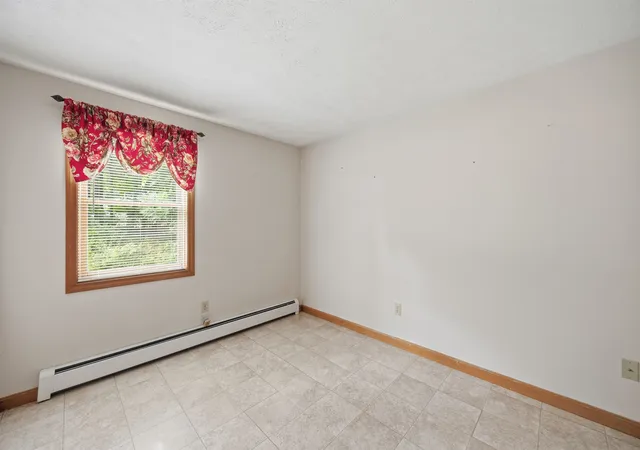 5th image of 79 Lynchville Park Rd, Goffstown, NH 03045 | MLS# 5094818