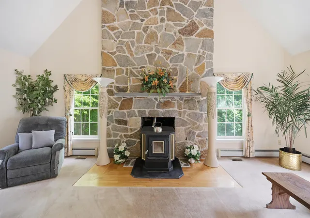 3rd image of 7 Mankill Brook Rd, Plaistow, NH 03865 | MLS# 5094831